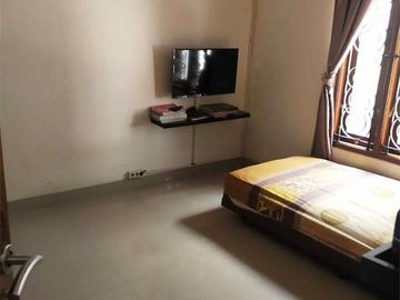 Rumah cukup luas siap huni dekat Polres Sleman