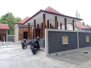 Rumah Joglo Luas di Prambanan 900 Jt-an Dekat Exit Tol Jogja Klaten