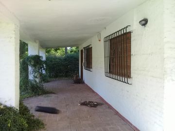 CASA QUINTA PILAR