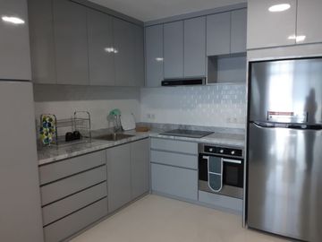 *DISEWAKAN APARTEMEN SOHO SKYLOFT CIPUTRA WORLD*