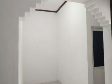 rumah second full renovasi 800jt nego dekat toll Cijago dan stasiun pondok Cina Depok
