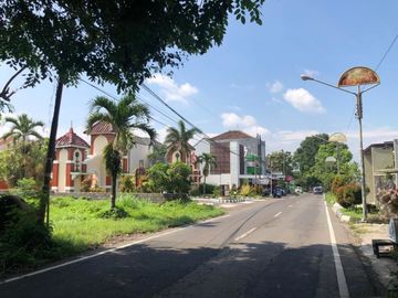 Tanah pekarangan cukup luas dekat Sleman kota