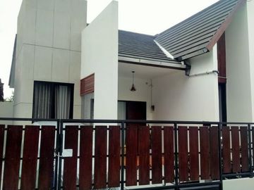 RUMAH MODERN SMART HOME + FURNISHED DEKAT POLRES SLEMAN, PEMDA SLEMAN, SLEMAN CITY HALL, JL MAGELANG