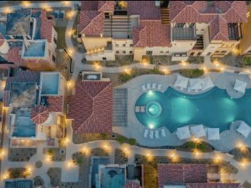 Penthouse en campo de golf, casa club y acceso al mar, en venta Cabo San Lucas.