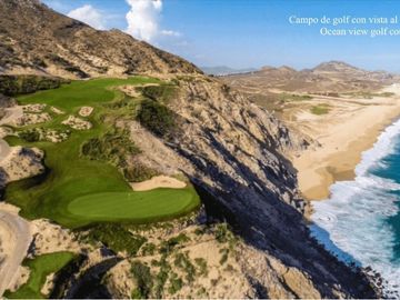 Penthouse en campo de golf, casa club y acceso al mar, en venta Cabo San Lucas.