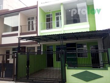 Jual Rumah baru siap huni 2 lantai murah Cisaranten Arcamanik Bandung Jawa Barat