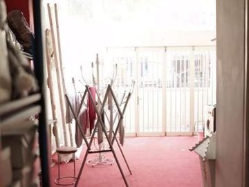 Rumah Super Mewah 3 Lantai Rungkut Asri Semi Furnished