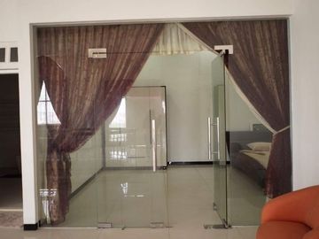 Rumah Super Mewah 3 Lantai Rungkut Asri Semi Furnished