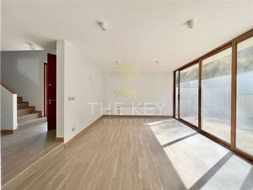 Casa en Venta en Álvaro Casanova - María Monvel
