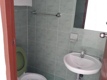 casa en venta en av. libertadores, prados ii. Cod V1388