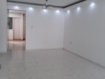 casa en venta en av. libertadores, prados ii. Cod V1388