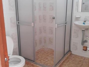 casa en venta en av. libertadores, prados ii. Cod V1388