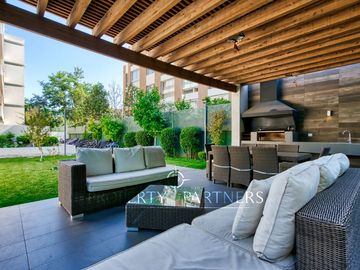 Hermoso y amplio departamento en VENTA!