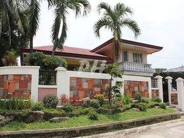 PH783 Modern​ House and Lot in Novaliches QC