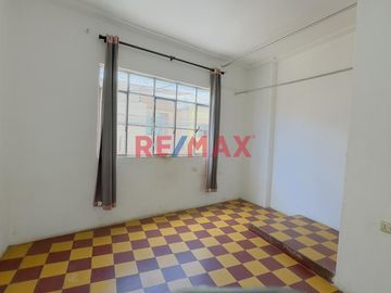 ¡Tu Oportunidad de Inversión en el Corazón de Chiclayo! 🏡✨

¿Buscas una propiedad con una ubicación privilegiada 📍 y potencial de crecimiento 📈? ¡Es