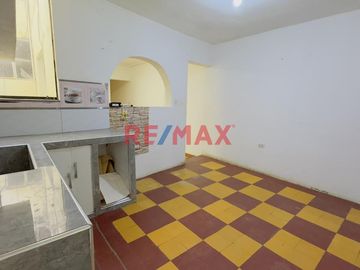¡Tu Oportunidad de Inversión en el Corazón de Chiclayo! 🏡✨

¿Buscas una propiedad con una ubicación privilegiada 📍 y potencial de crecimiento 📈? ¡Es