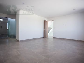 Casa con Roof Garden en Zibatá, Santiago de Querétaro Centro