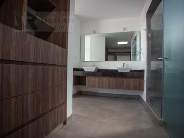 Casa con Roof Garden en Zibatá, Santiago de Querétaro Centro