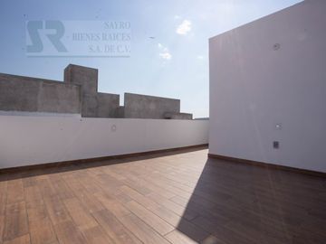 Casa con Roof Garden en Zibatá, Santiago de Querétaro Centro