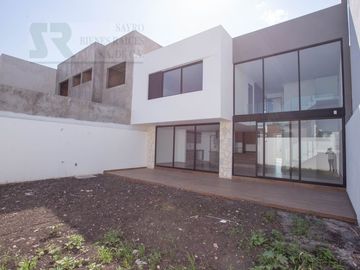 Casa con Roof Garden en Zibatá, Santiago de Querétaro Centro