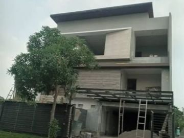 Dijual Rumah New + Swimming Pool / Kolam Renang Waterfront Citraland Minimalis Gress 3 Lantai
