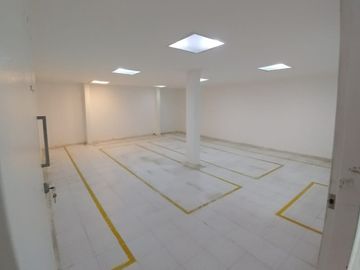 bodega en arriendo en chapinero central. Cod A28245