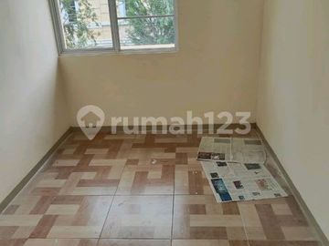 Disewakan Rumah Cluster Amarlilo Gading Serpong Lokasi Startegis Deket Sekolah & Kampus