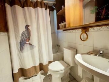 Casa en parcela venta 4D/4B piscina en Rio Plata - Pucón