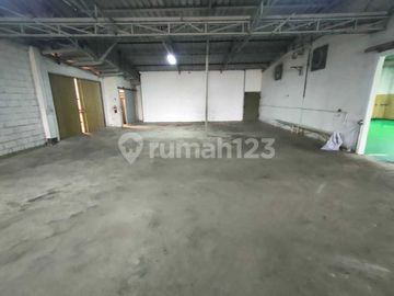 Disewakan Gudang Ijin Industri di Pasar Kemis Tangerang