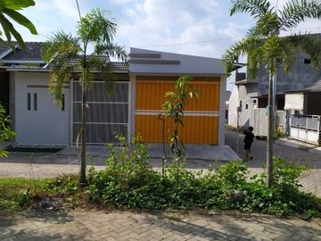 RUMAH SIAP HUNI DITENGAH KOTA JEMBER