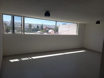 Departamento en Venta en Lomas 1a. Secc.