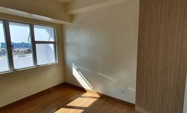 1 BR CONDO PRESELLING - NO SPOT DP - 2022 TURNOVER