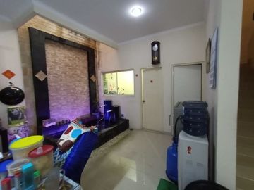 DIJUAL RUMAH CANTIK SIAP HUNI DI PURI MANSION,JAKARTA BARAT