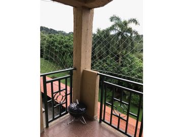 APARTAMENTO EN VENTA/ALQUILER EN ALBROOK PARK FULL AMOBLADO 3 REC