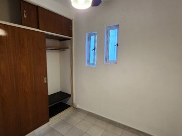 Casa PH en venta en Caseros