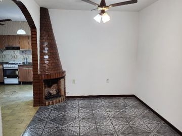 Casa PH en venta en Caseros