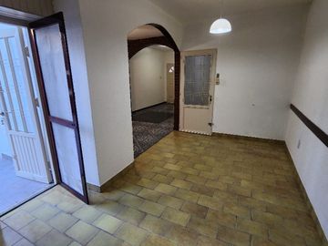 Casa PH en venta en Caseros