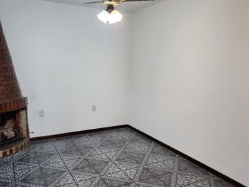 Casa PH en venta en Caseros
