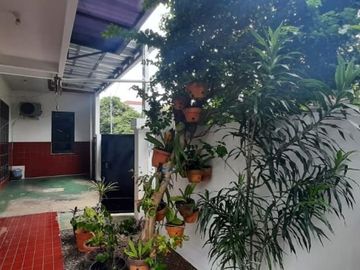 Rumah Hook Lokasi strategis di Cilandak Belakang Citos