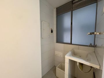 apartamento en arriendo/venta en altos de riomar. Cod V9454