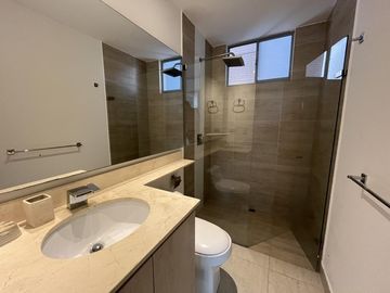 apartamento en arriendo/venta en altos de riomar. Cod V9454