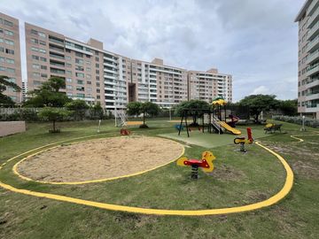 apartamento en arriendo/venta en altos de riomar. Cod V9454
