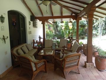 casa en venta en la morada. Cod V12186