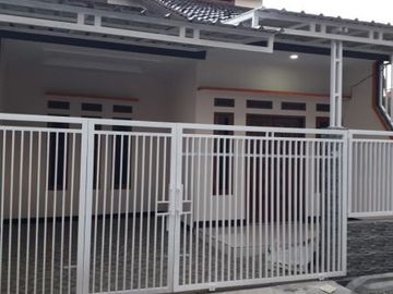 Hunian Strategis Dekat Jalan Raya, Legalitas Aman; Bandung
