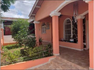 VENDO CASA EN LA CHORRERA PUERTO CAIMITO QUINTAS DEL PACIFICO 5R