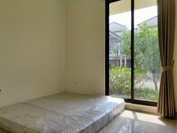 rumah murah bagus cantik cluster Btari Sumarecon Bandung