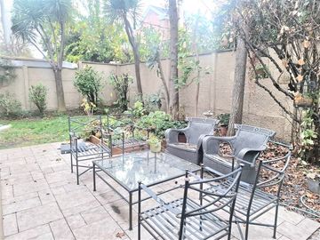 Casa en venta 4 dorm. Las Hualtatas, Padre Hurtado, Vitacura