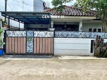Di Jual Rumah Siap Huni Ada Kolam Renang Dekat LRT