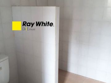 Disewa Rumah Baru Renovasi Villa Bukit Permai, Lontar, Surabaya