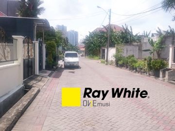 Disewa Rumah Baru Renovasi Villa Bukit Permai, Lontar, Surabaya